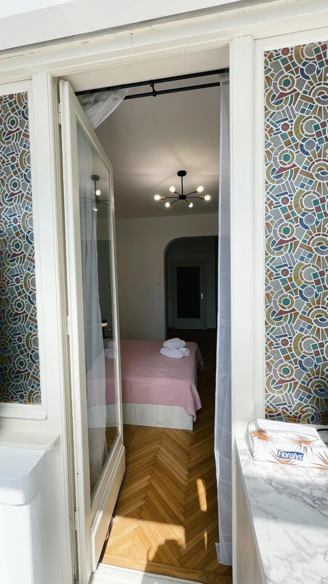 Pinkfluid - Charming Studio In Prime Location Bucureşti Eksteriør bilde